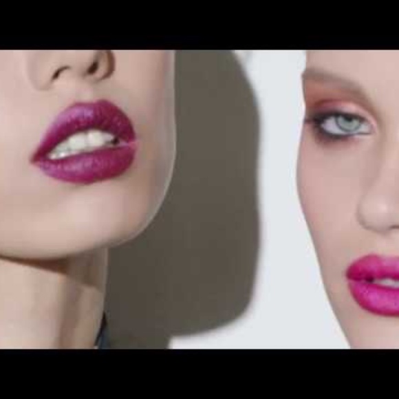 Marc Jacobs Le Marc Crayon PLUM N GET IT 360 ~ NEW IN BOX - Picture 3 of 7